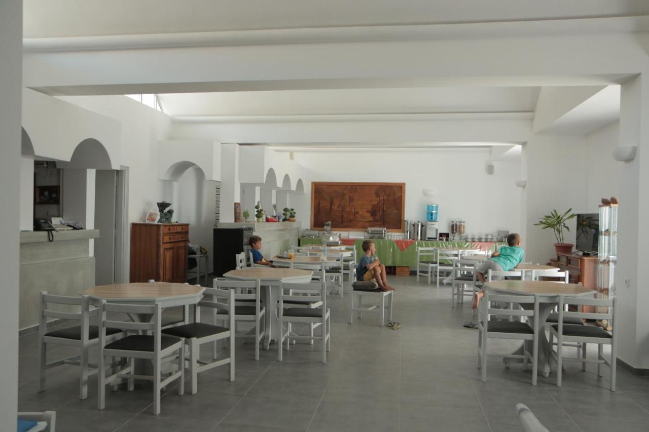 Akrotiri Hotel Exteriér fotografie